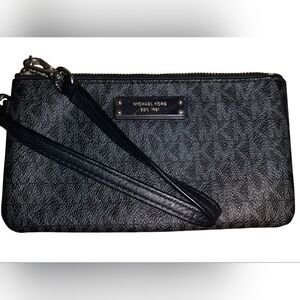 Michael Kors Black Signature Wristlet